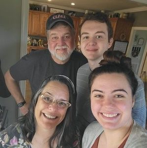 Meet your Posher, Renee